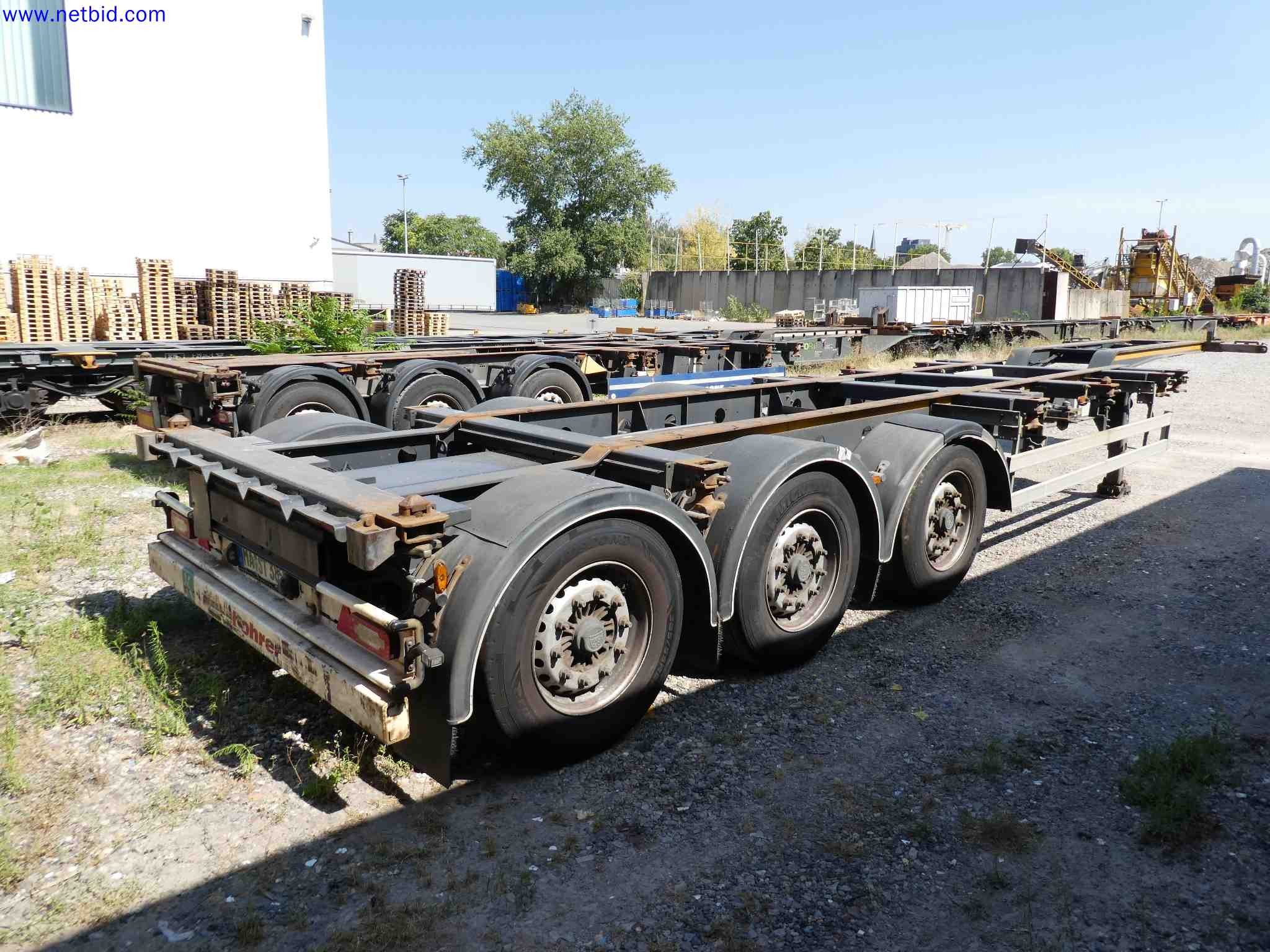 3-Achs Containerchassis Kässbohrer CS
